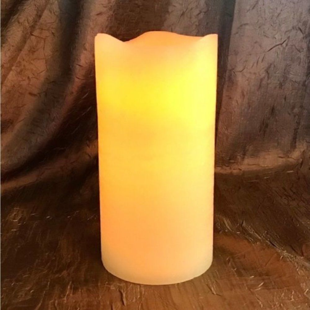 Guys&Dolls Broadway MusicalTheatre Flameless Candle. Perfect Christmas Gift 🎁. - Picture 3 of 5